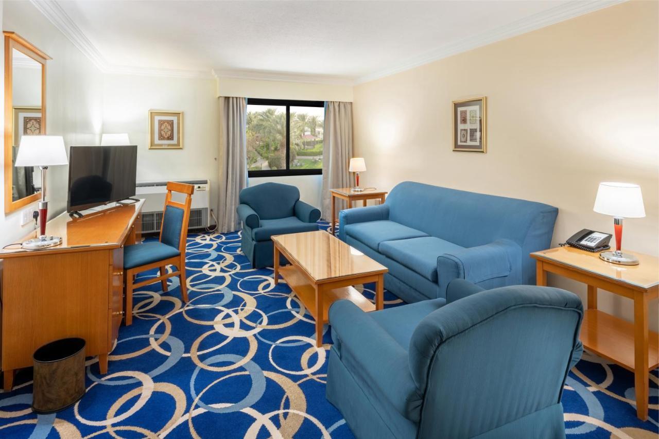 Radisson Blu Hotel, Yanbu Eksteriør billede